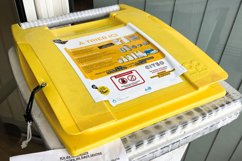 Kit d'accrochage gratuit pour les bac de collecte du tri sélectif