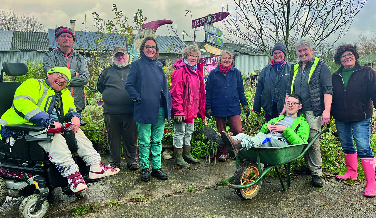 Une partie de l'équipe de la ferme à Raymonde !